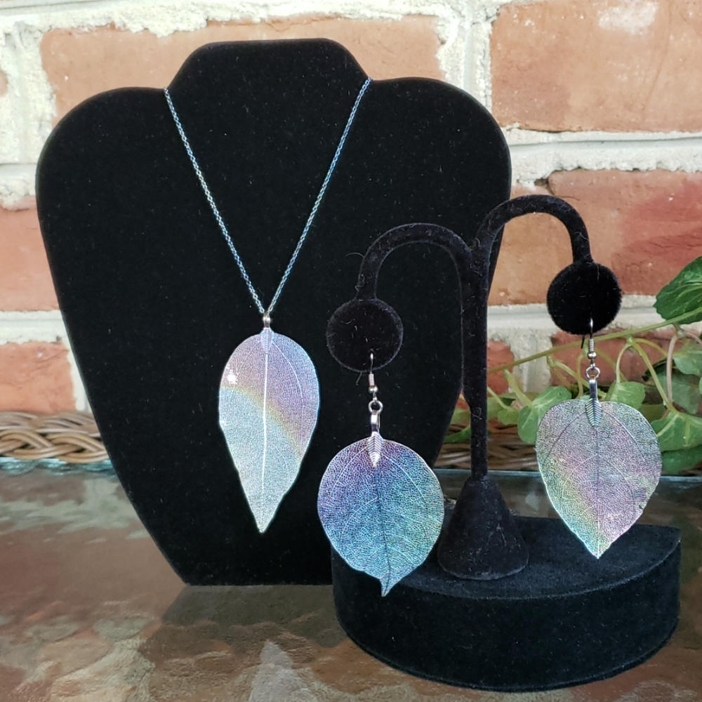 🏡DV Dipped Elm Leaf Pendant Necklace Earrings Set